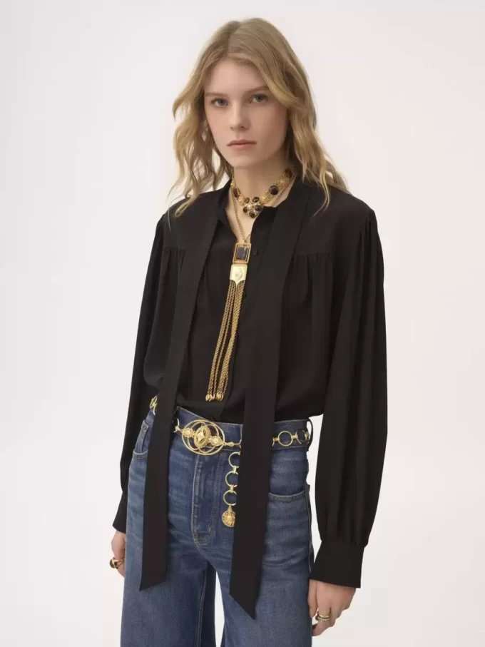 Blouse lavallière longue froncée en crêpe de Chine