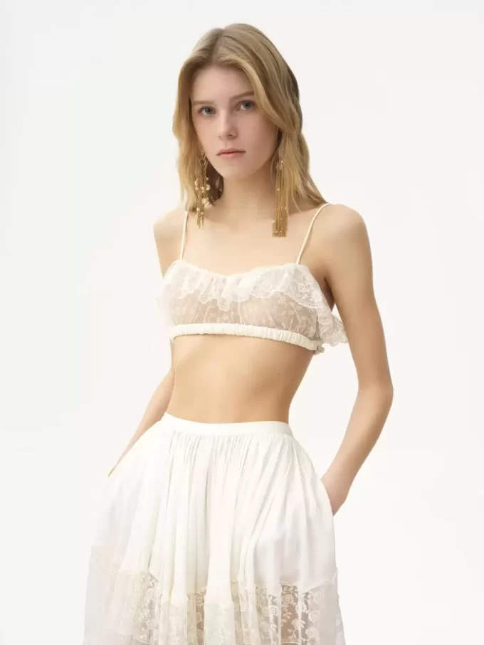 Bralette à fines bretelles à volants en dentelle brodée Bralette à fines bretelles à volants en dentelle brodée