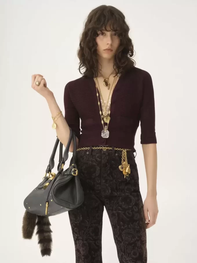 Cardigan ajusté à col en V en maille de laine