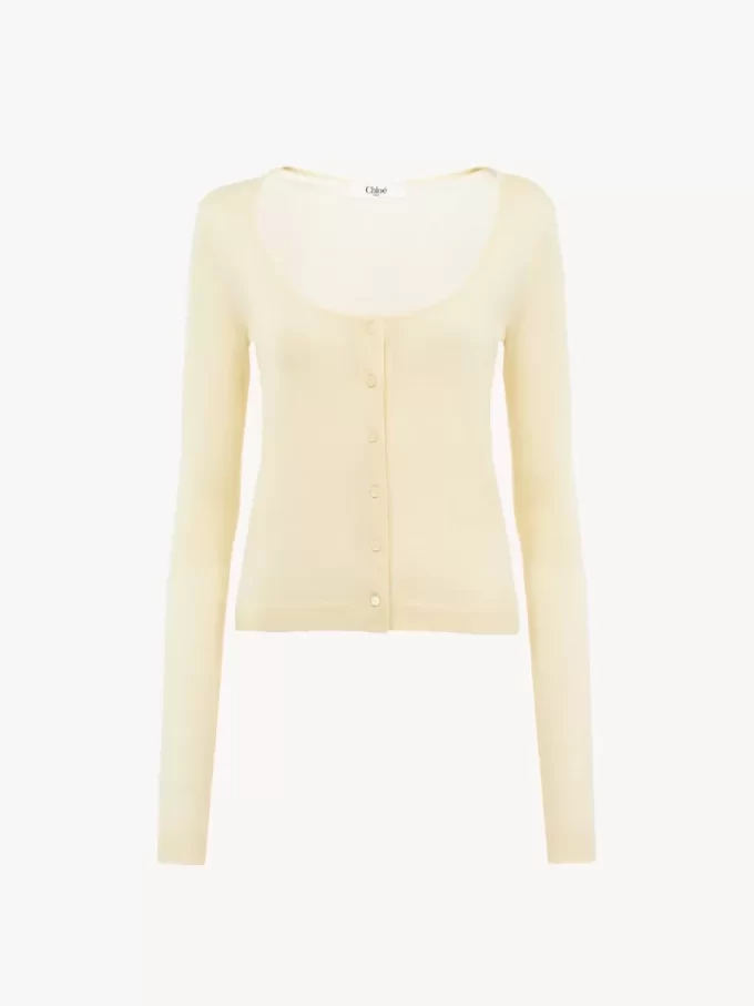 Cardigan ajusté à col rond en maille de laine ultrafine Cardigan ajusté à col rond en maille de laine ultrafine