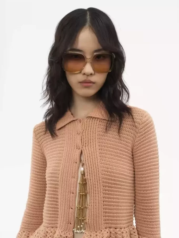 Cardigan ajusté à volants en tricot crochet Cardigan ajusté à volants en tricot crochet