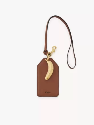 Etiquette banane en cuir brillant