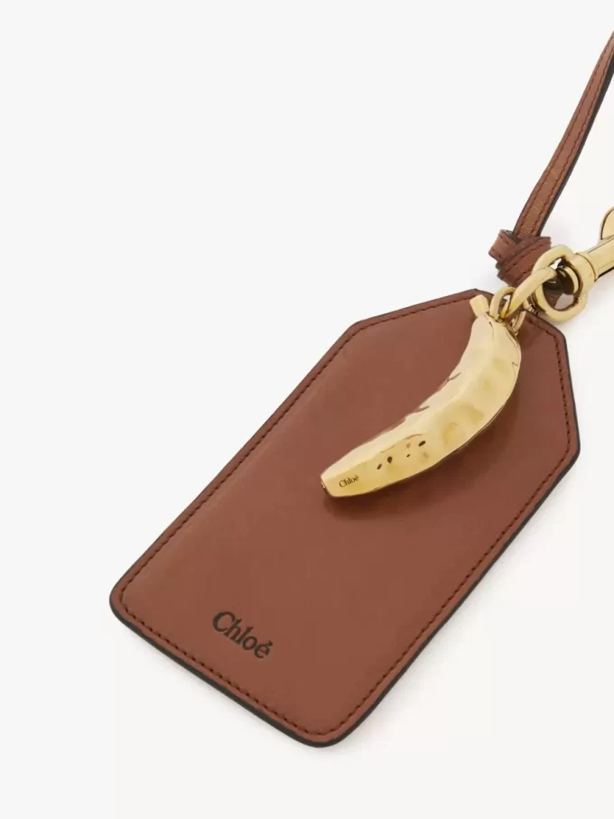 Etiquette banane en cuir brillant