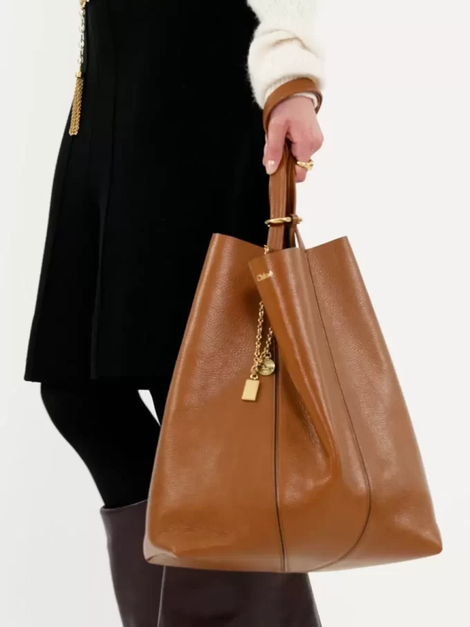 Grand sac cabas Chloé Spin en cuir grainé Grand sac cabas Chloé Spin en cuir grainé