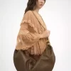 Grand sac hobo bracelet en cuir grainé