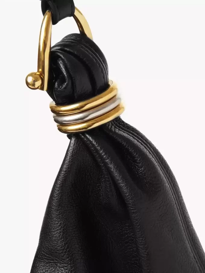 Grand sac hobo bracelet en cuir grainé