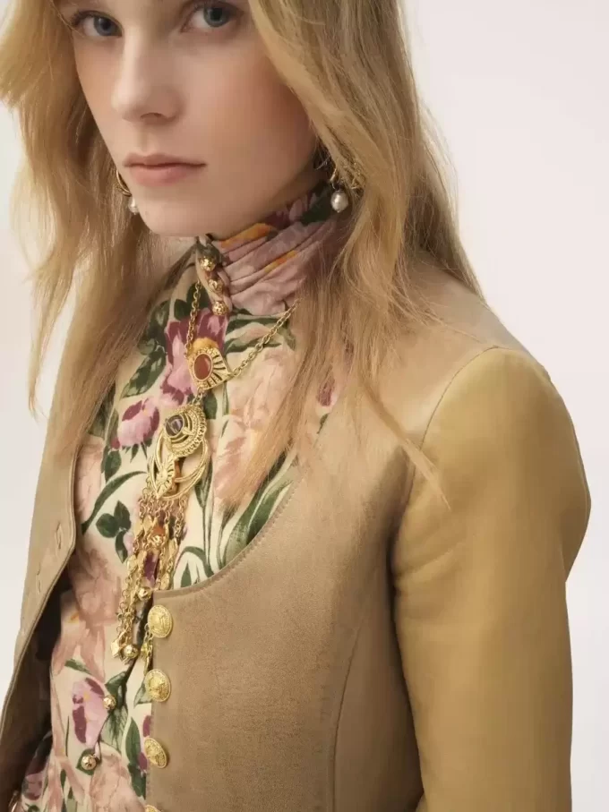 Haut boutonné à col montant en jersey de laine
