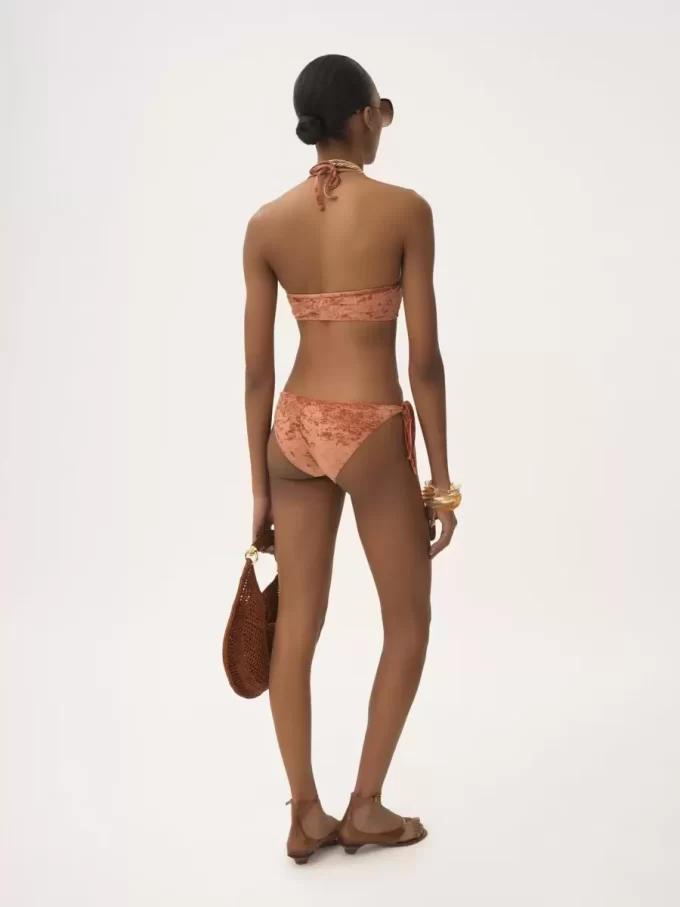 Haut de bikini avec détails en métal