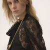 Haut lavallière à manches bouffantes en jacquard de dentelle florale Haut lavallière à manches bouffantes en jacquard de dentelle florale