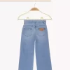 Jean en denim Jean en denim