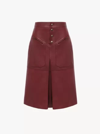 Jupe en cuir jusqu&rsquo;aux genoux
