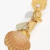 La boucle d’oreille mono Shells de Chloé La boucle d’oreille mono Shells de Chloé