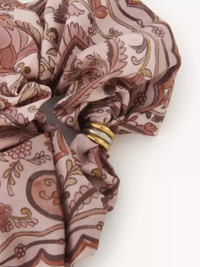 Le chouchou Chloé Paisley en twill de soie Le chouchou Chloé Paisley en twill de soie