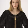 Le collier Amulette de Chloé Le collier Amulette de Chloé