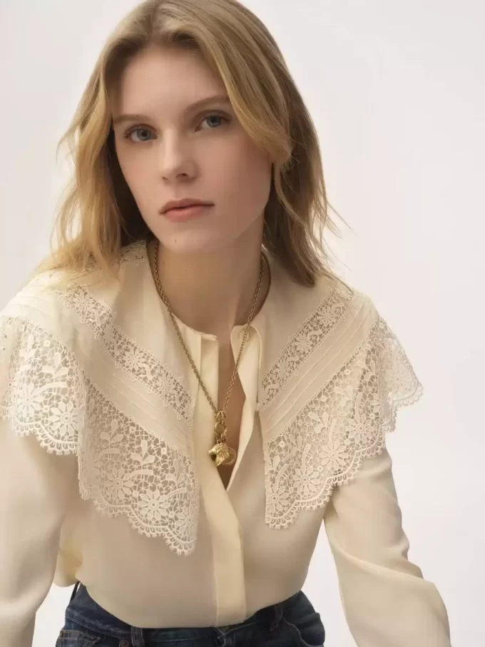 Le collier Chloé Charms Le collier Chloé Charms