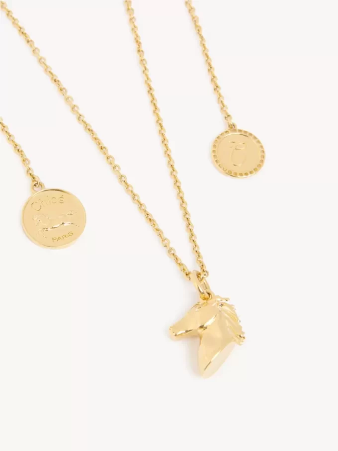 Le collier Chloé Charms Le collier Chloé Charms