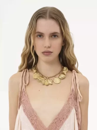 Le collier Coquillages de Chloé Le collier Coquillages de Chloé