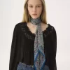 Le foulard bandeau Chloé Paisley en charmeuse de soie