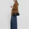 Le sac bandoulière 99 en cuir effet croco