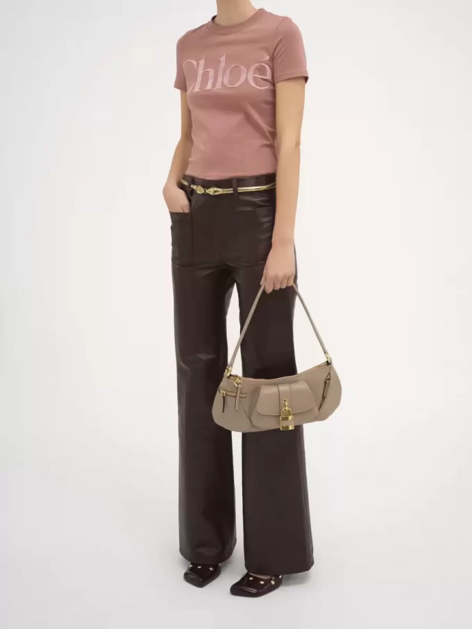 Le sac bandoulière 99 en cuir grainé