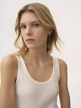 Les boucles d&rsquo;oreilles Chloé Letters