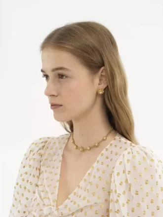 Les boucles d&rsquo;oreilles Chloé Mechanical Flowers
