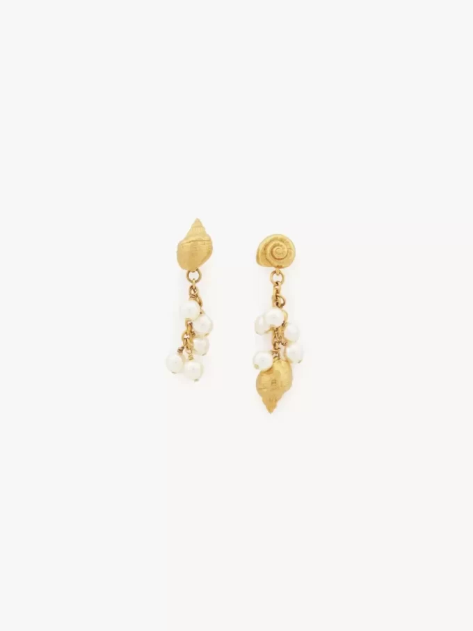 Les boucles d&rsquo;oreilles Coquillages de Chloé