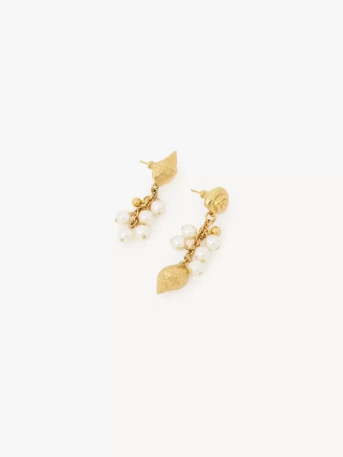 Les boucles d&rsquo;oreilles Coquillages de Chloé