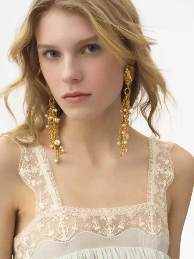 Les boucles d&rsquo;oreilles Coquillages de Chloé