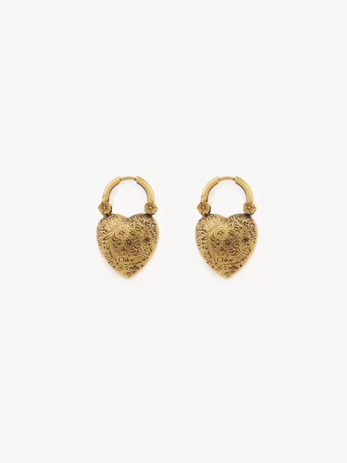Les boucles d&rsquo;oreilles Les Trésors du Château
