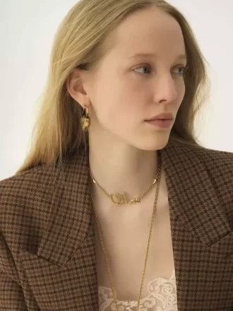 Les boucles d&rsquo;oreilles Les Trésors du Château