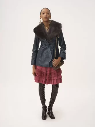 Manteau court en cuir