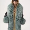 Manteau court en cuir