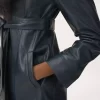 Manteau court en cuir