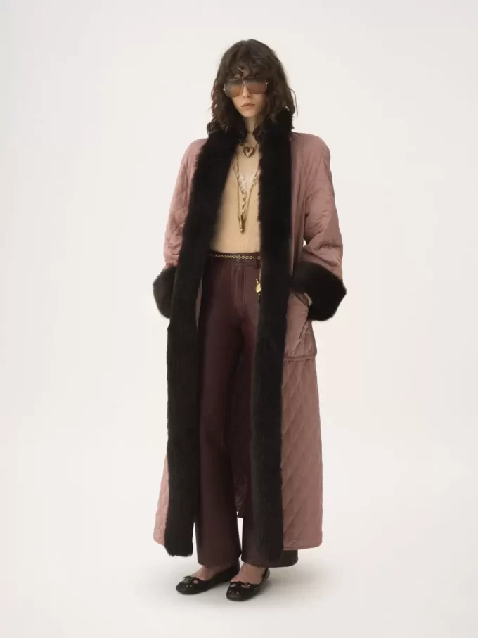 Manteau hybride long en satin technique Manteau hybride long en satin technique