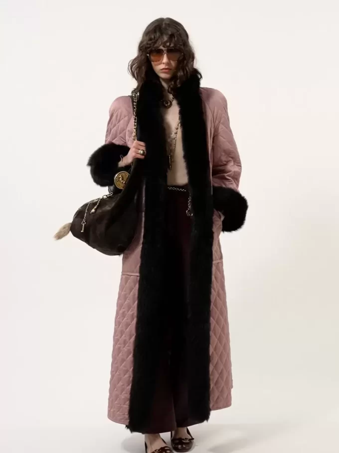 Manteau hybride long en satin technique Manteau hybride long en satin technique