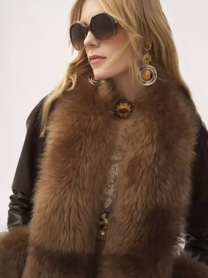Manteau long colonne en cuir Manteau long colonne en cuir