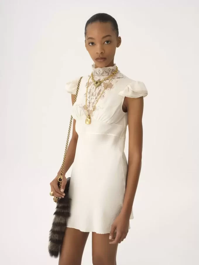 Mini-robe à col montant en soie jacquard et dentelle