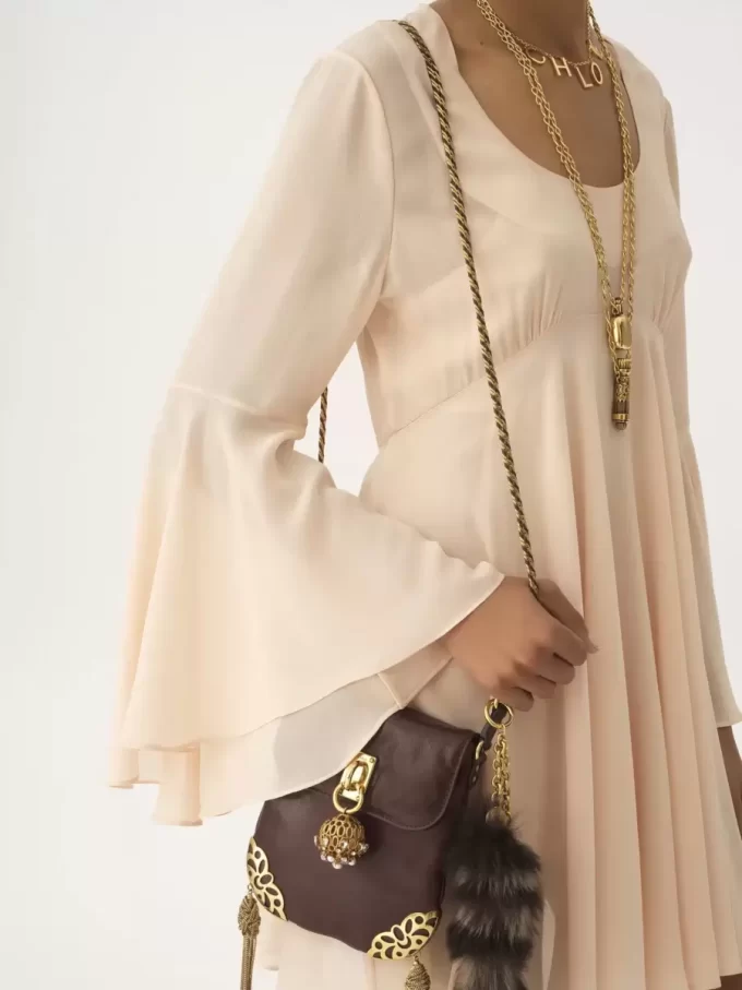 Mini-robe évasée en georgette de soie