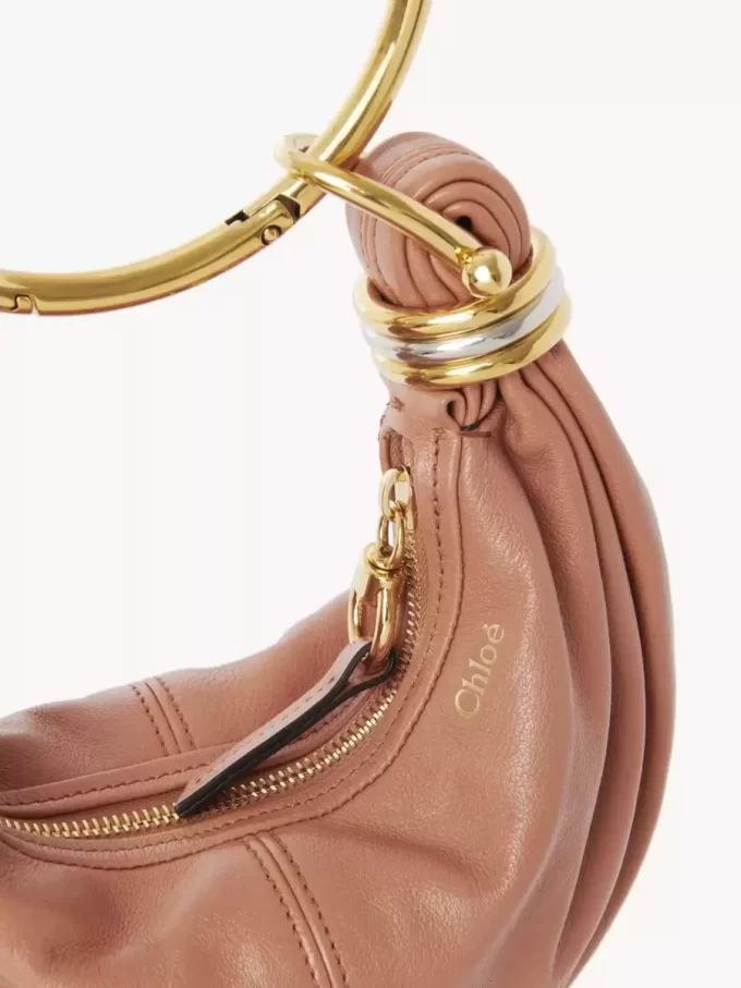 Mini sac Hobo Bracelet en cuir grainé