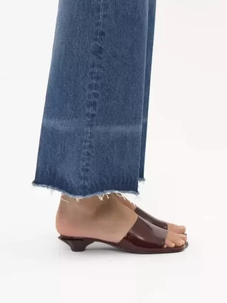 Mule à fleurs