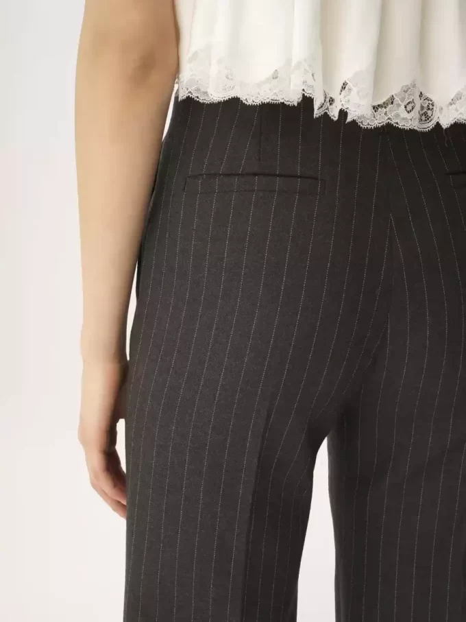 Pantalon bootcut sur mesure en laine Pantalon bootcut sur mesure en laine