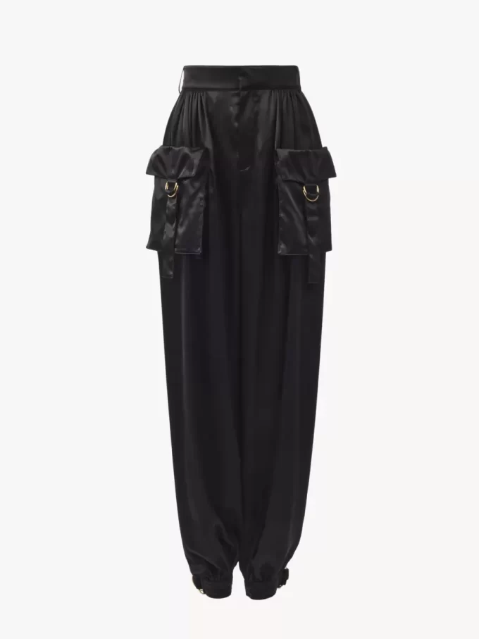 Pantalon cargo fluide en satin de soie Pantalon cargo fluide en satin de soie