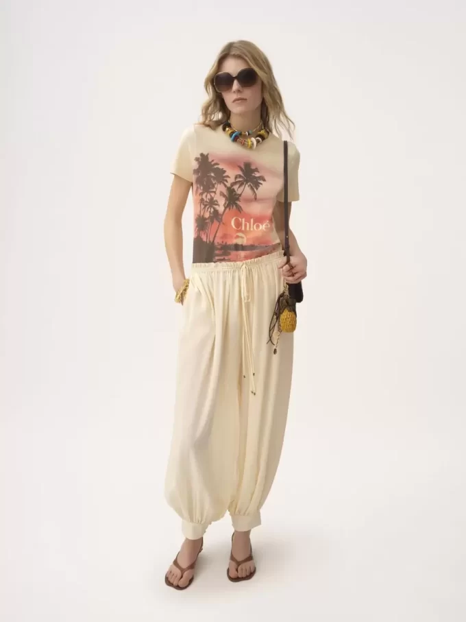 Pantalon court fluide en crêpe de Chine Pantalon court fluide en crêpe de Chine