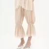 Pantalon court fluide en pongé de soie lavée et dentelle Pantalon court fluide en pongé de soie lavée et dentelle