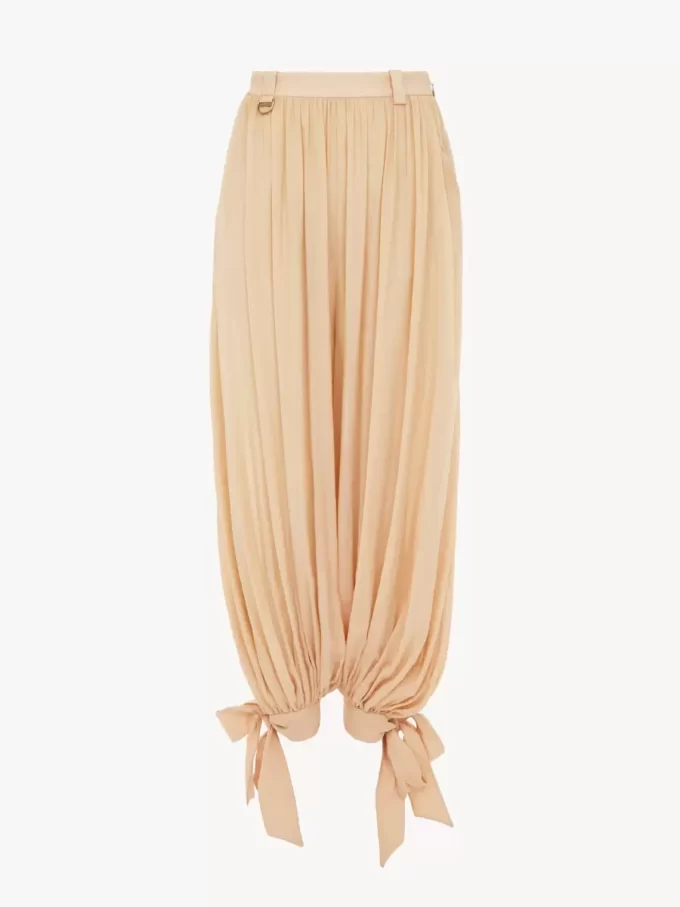 Pantalon fluide plissé en charmeuse de soie Pantalon fluide plissé en charmeuse de soie