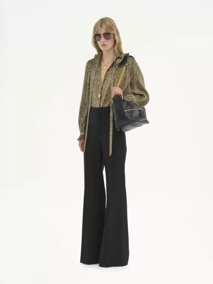 Pantalon tailleur évasé en laine grain de poudre Pantalon tailleur évasé en laine grain de poudre