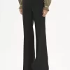 Pantalon tailleur évasé en laine grain de poudre Pantalon tailleur évasé en laine grain de poudre