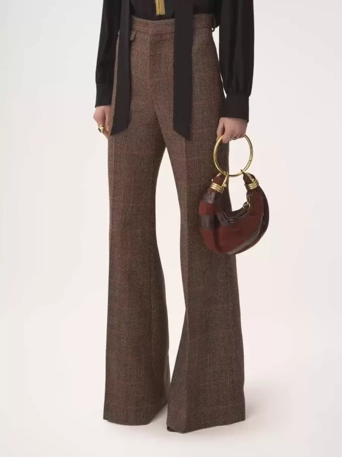 Pantalon évasé taille haute en laine à carreaux Pantalon évasé taille haute en laine à carreaux