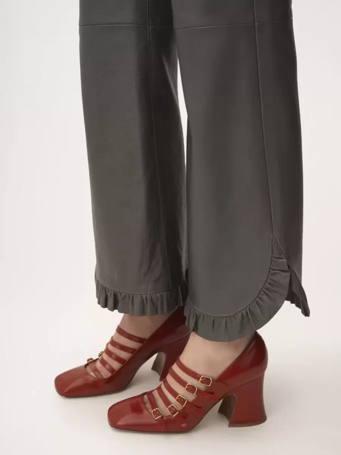 Pantalon évasé à volants en cuir Pantalon évasé à volants en cuir